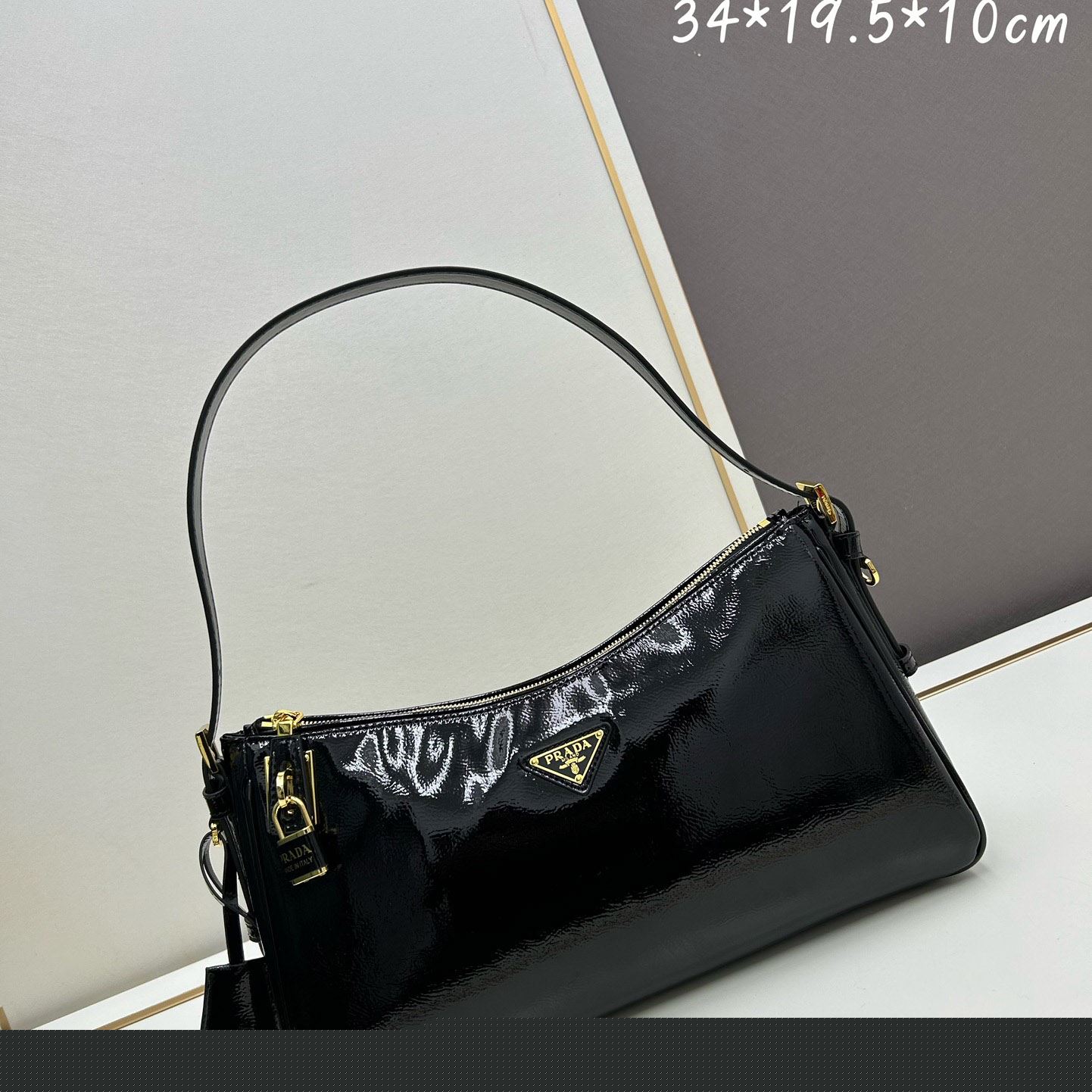 Pra*a top handle bags